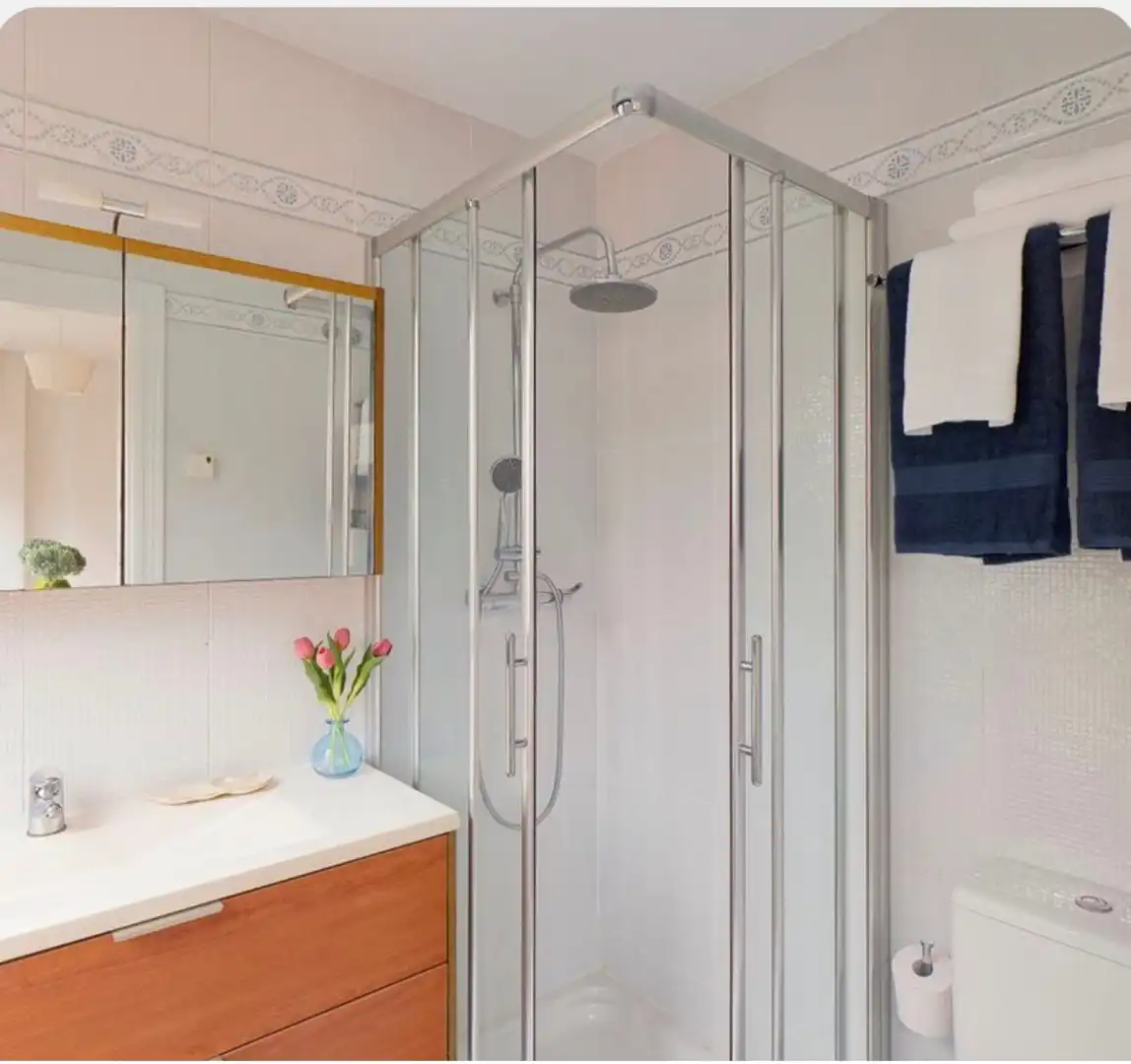 Baño de Piso en venta en Gijón  con Amueblado