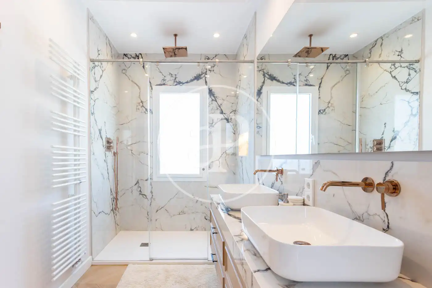 Baño de Piso de alquiler en Barcelona con Aire acondicionado, Calefacción y Terraza