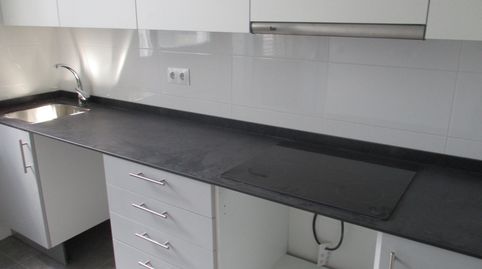 Foto 3 de Piso en venta en Calle de Felipe Castro, Pradolongo, Madrid Capital