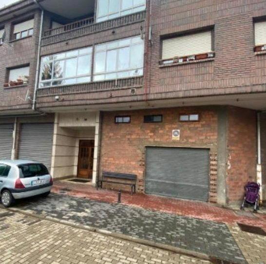 Foto 1 de Apartament en venda a Plaza del Polideportivo, 5, La Robla , León