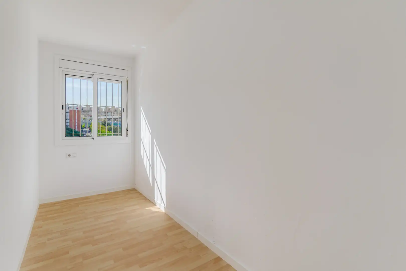 Dormitori de Pis en venda en Barcelona amb Parquet i Forn