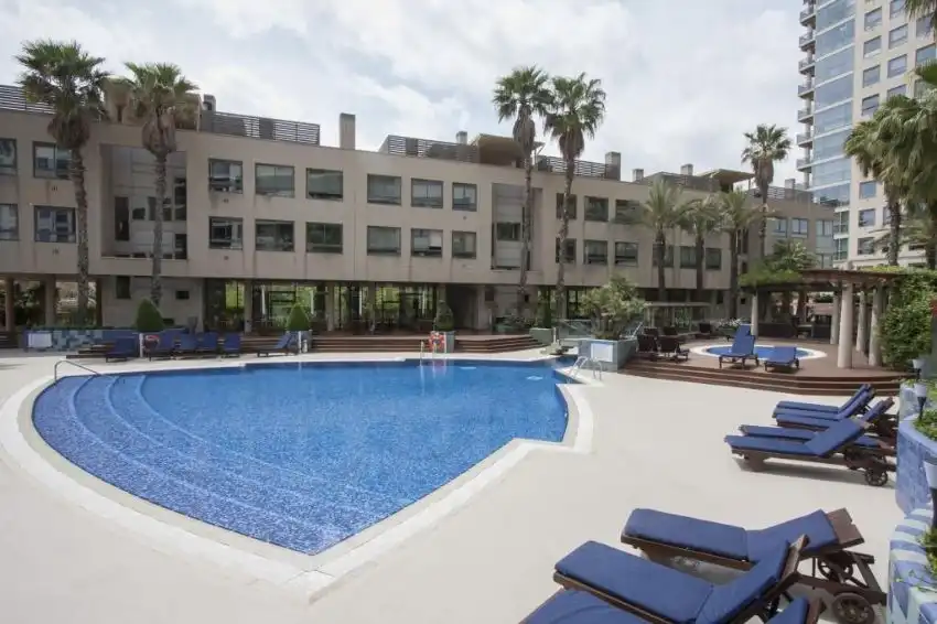 Piscina de Àtic en venda en Barcelona amb Aire condicionat, Calefacció i Parquet