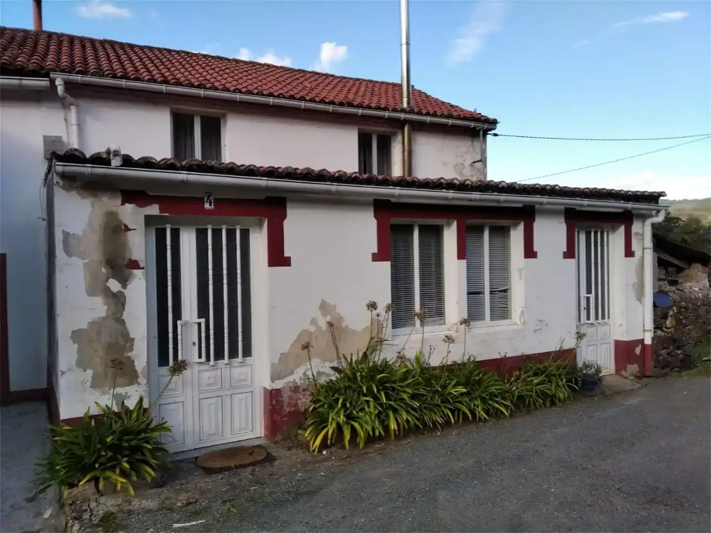 Vista exterior de Casa adosada en venda en Cerdido