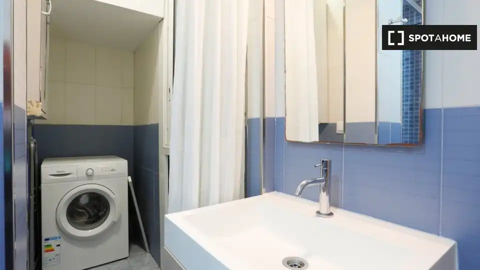 Flat for rent in El Baix Guinardó