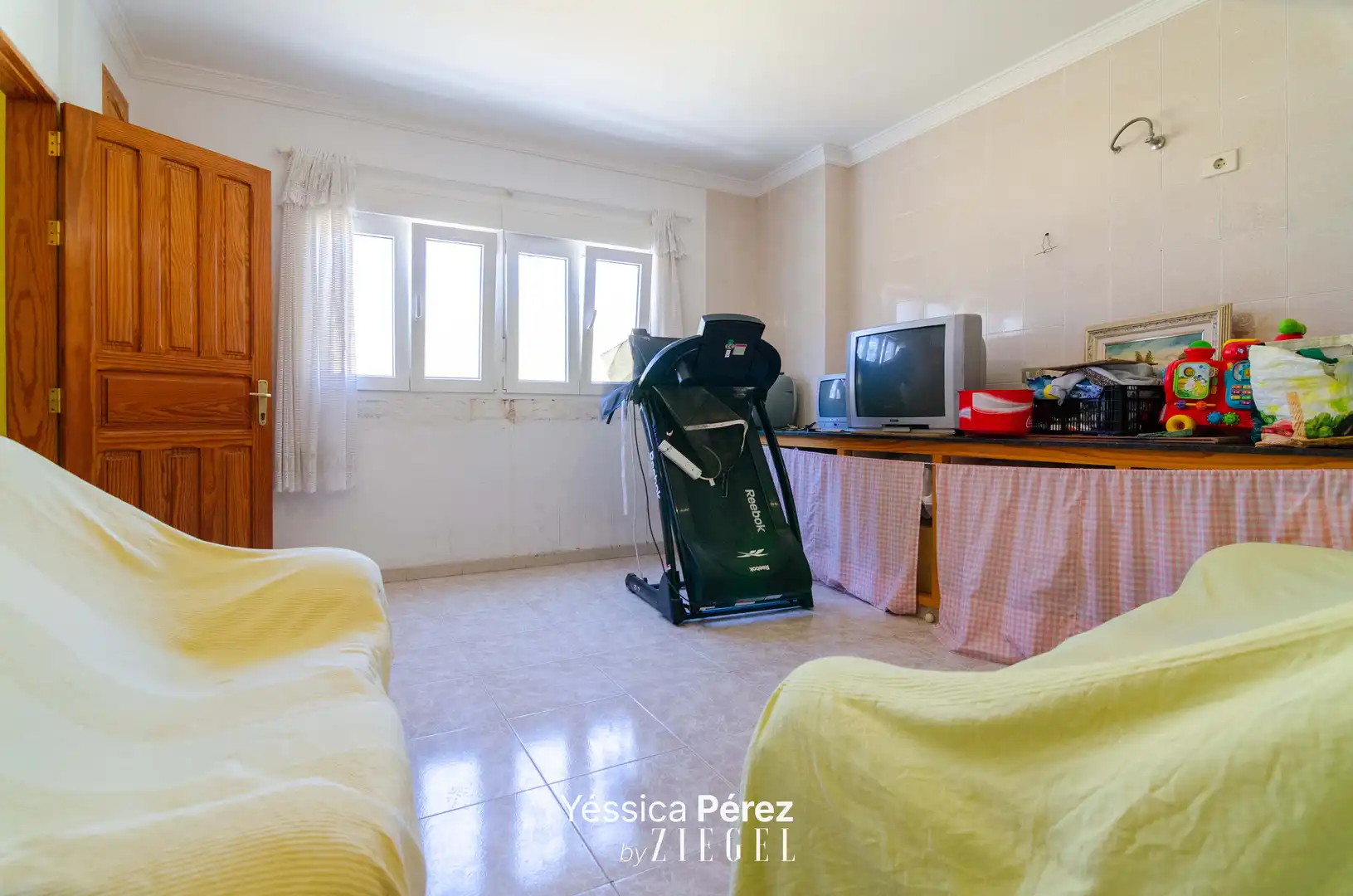 Habitación de Casa o chalet en venta en Santa María de Guía de Gran Canaria con Terraza y Balcón