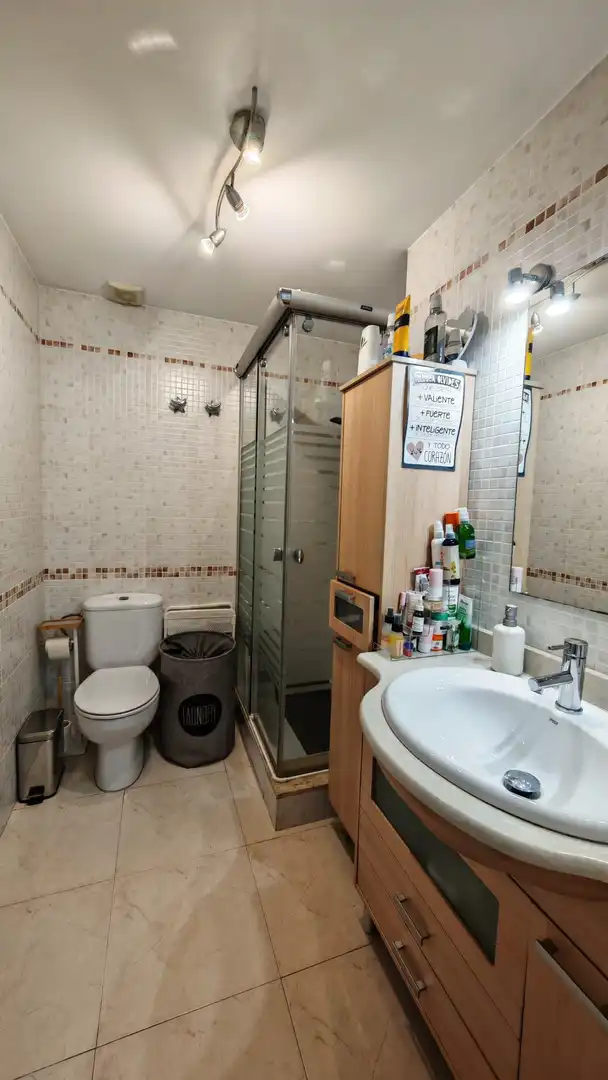 Baño de Piso en venta en Canovelles con Aire acondicionado, Calefacción y Trastero