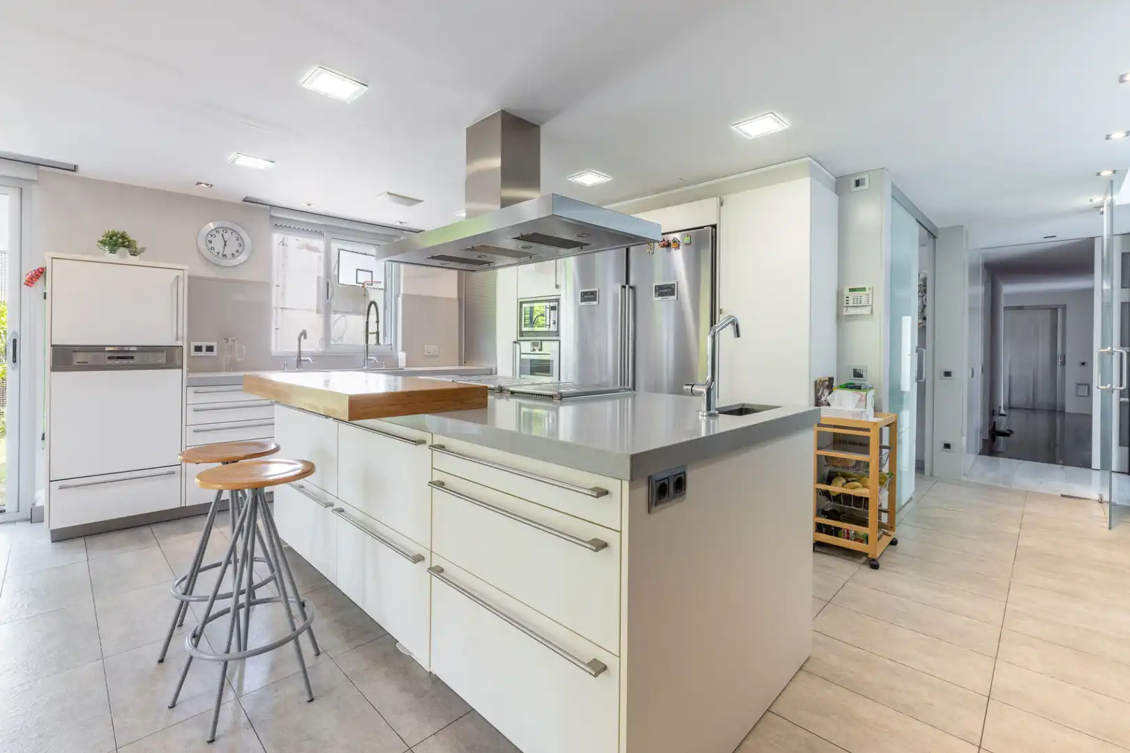 Kitchen of Houses for sale in Cerdanyola del Vallès  with Furnished