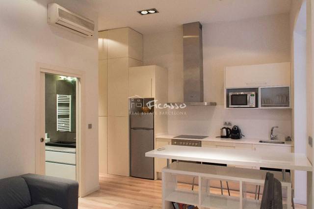 Piso en Venta en de la Portaferrissa en Barri Gòtic