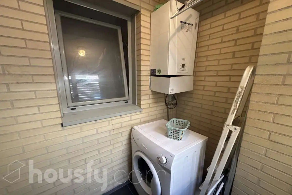 Terraza de Piso de alquiler en Valdemoro con Parquet y Amueblado