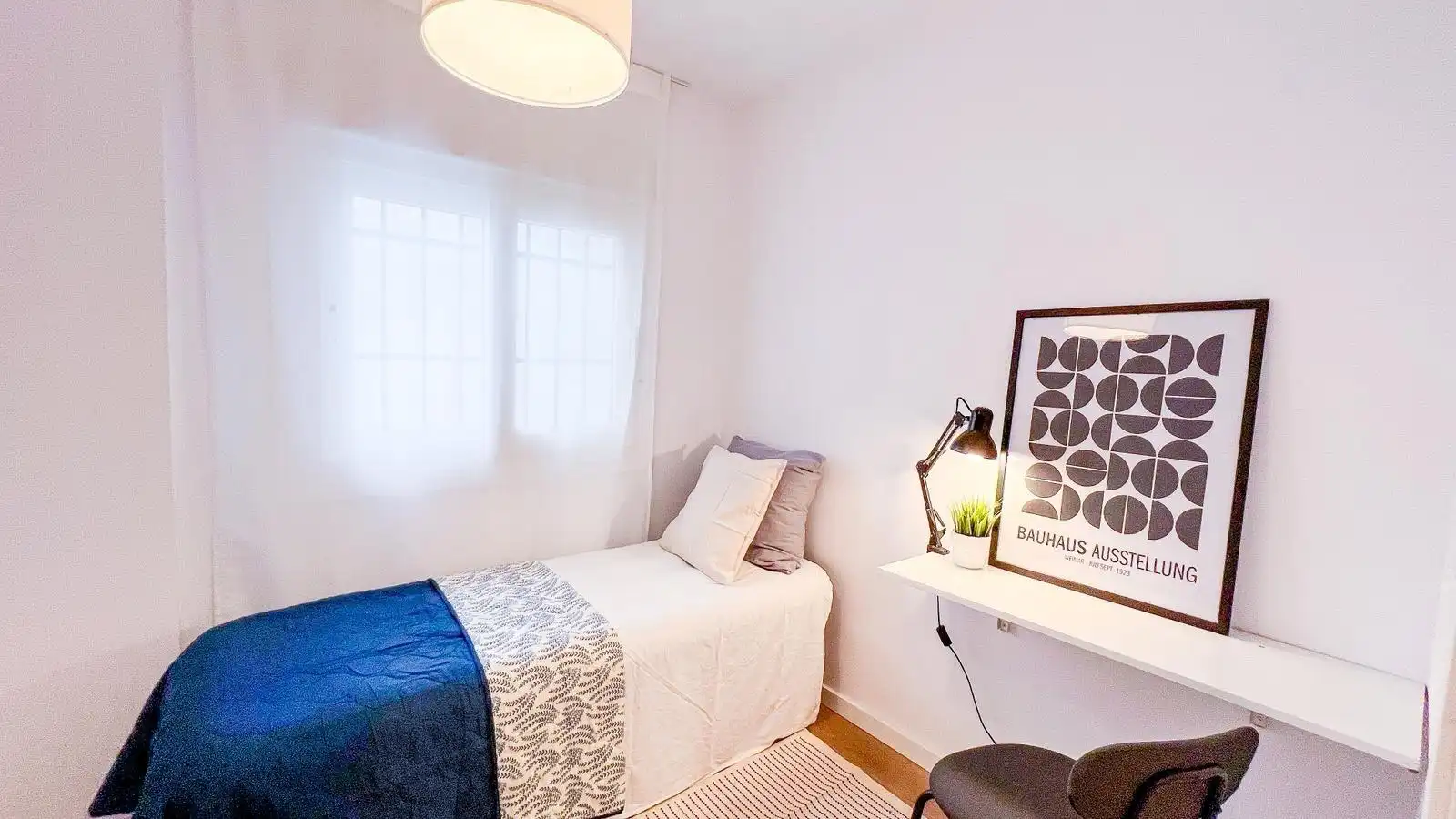 Dormitori de Apartament en venda en Málaga amb Aire condicionat, Terrassa i Balcó