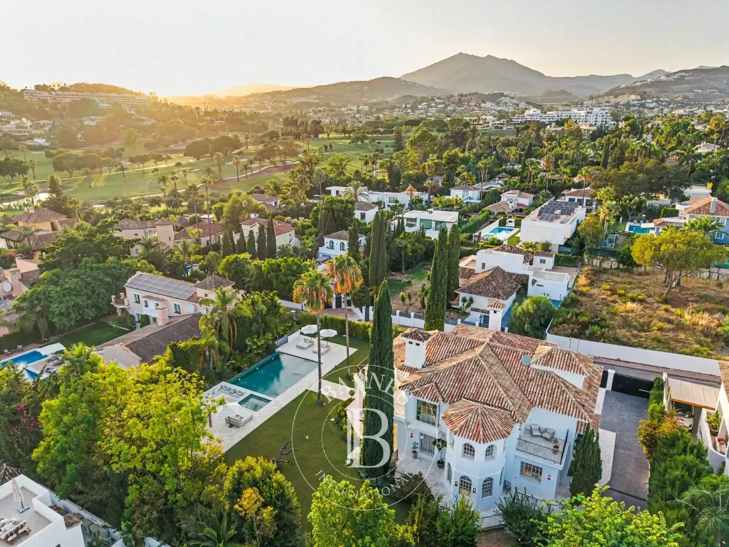 Exterior view of Houses for sale in Marbella  with Air Conditioner, Heating and Swimming Pool