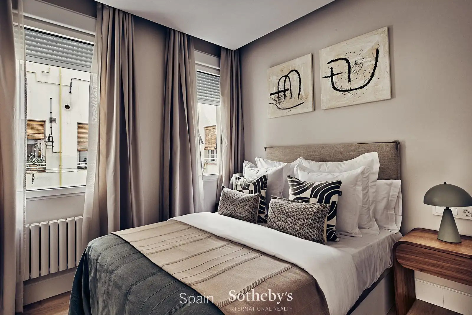 Dormitori de Apartament en venda en Madrid amb Aire condicionat