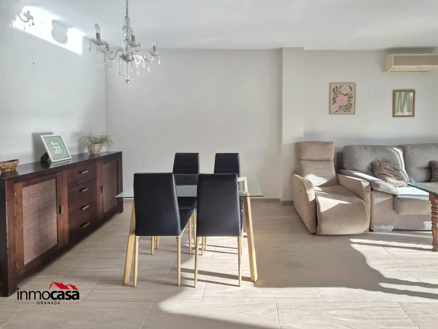 Comedor de Piso en venta en Granada con Aire acondicionado, Calefacción y Terraza