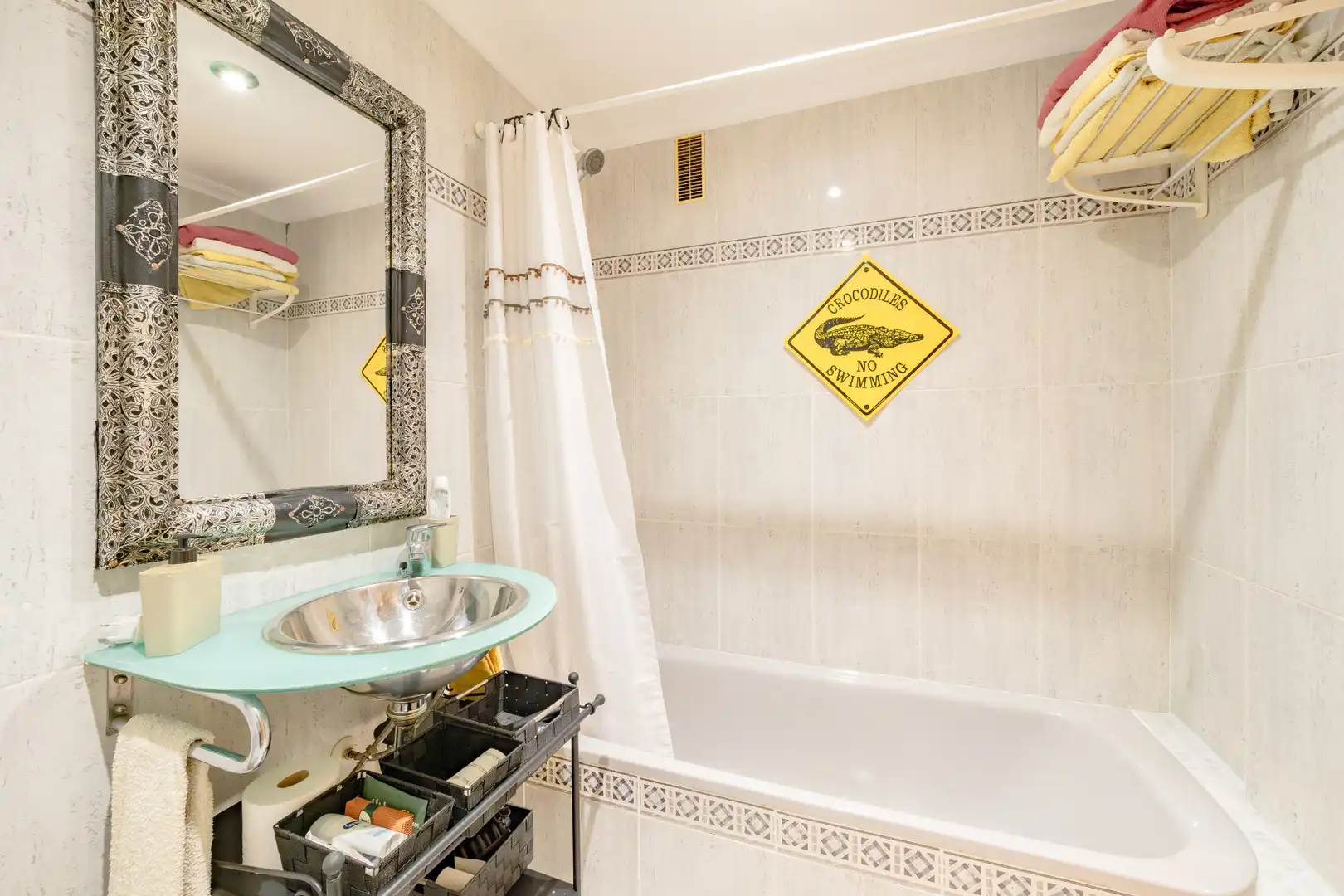 Baño de Piso en venta en Valencia con Aire acondicionado, Calefacción y Horno