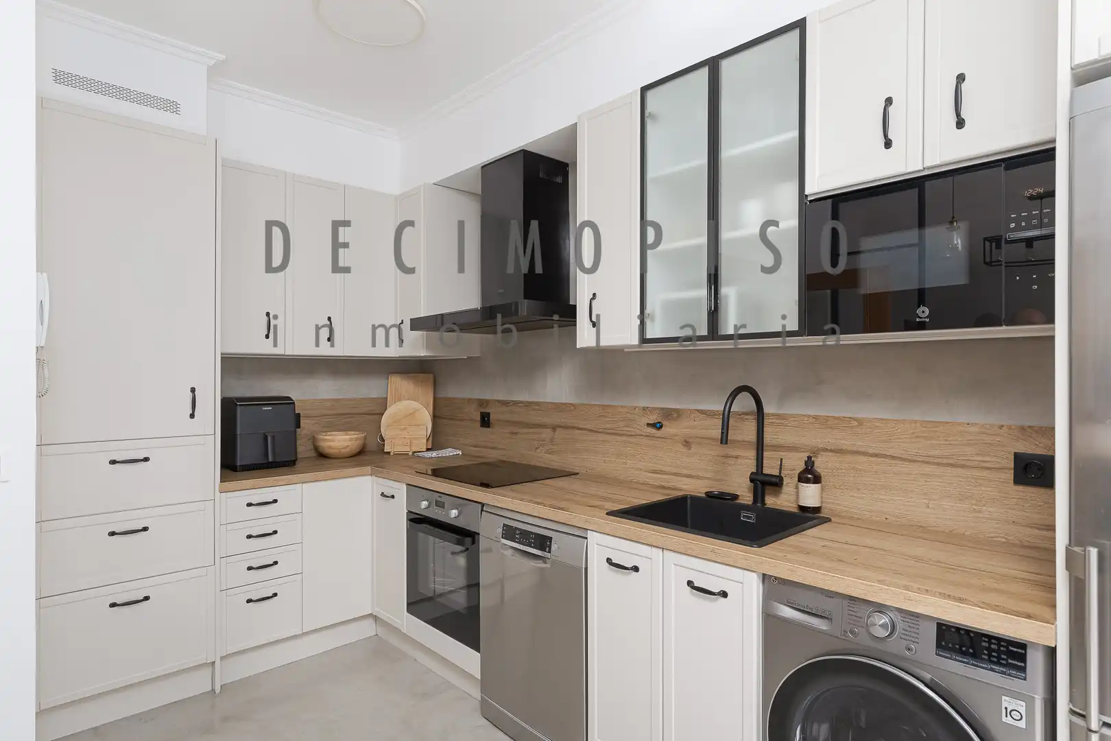 Cocina de Piso en venta en Donostia - San Sebastián  con Calefacción