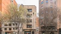 Vista exterior de Edifici en venda en  Barcelona Capital