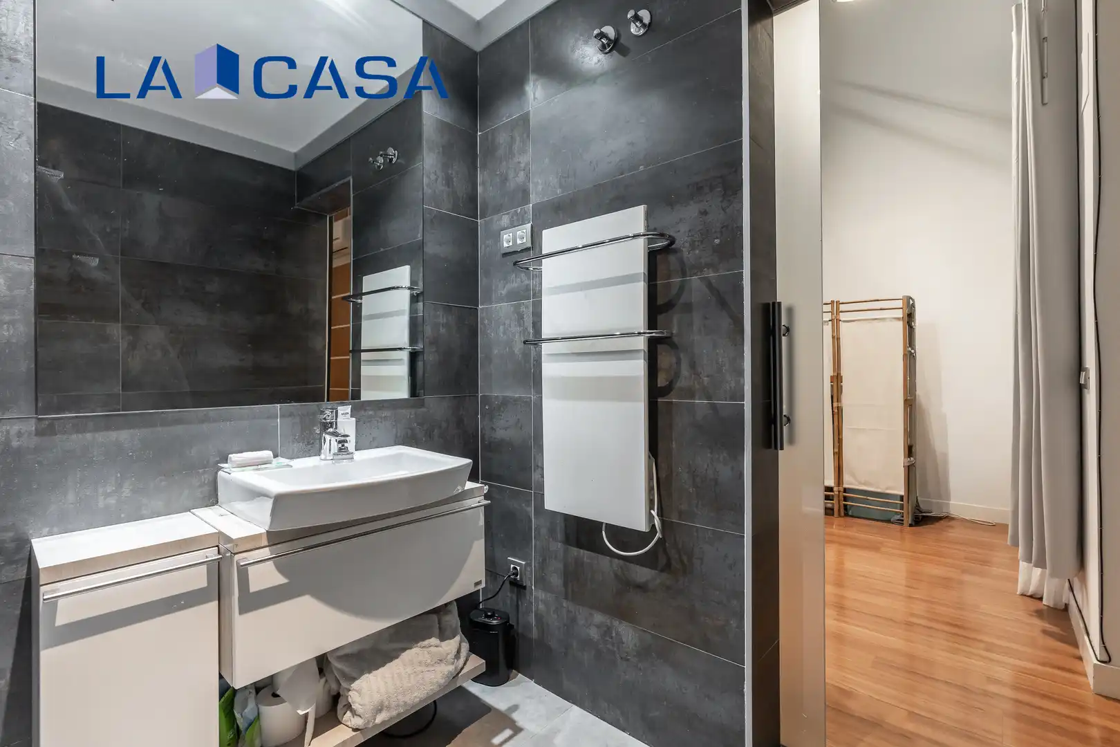 Badezimmer von Maisonette zum Verkauf in Madrid mit Klimaanlage, Heizung und Terrasse