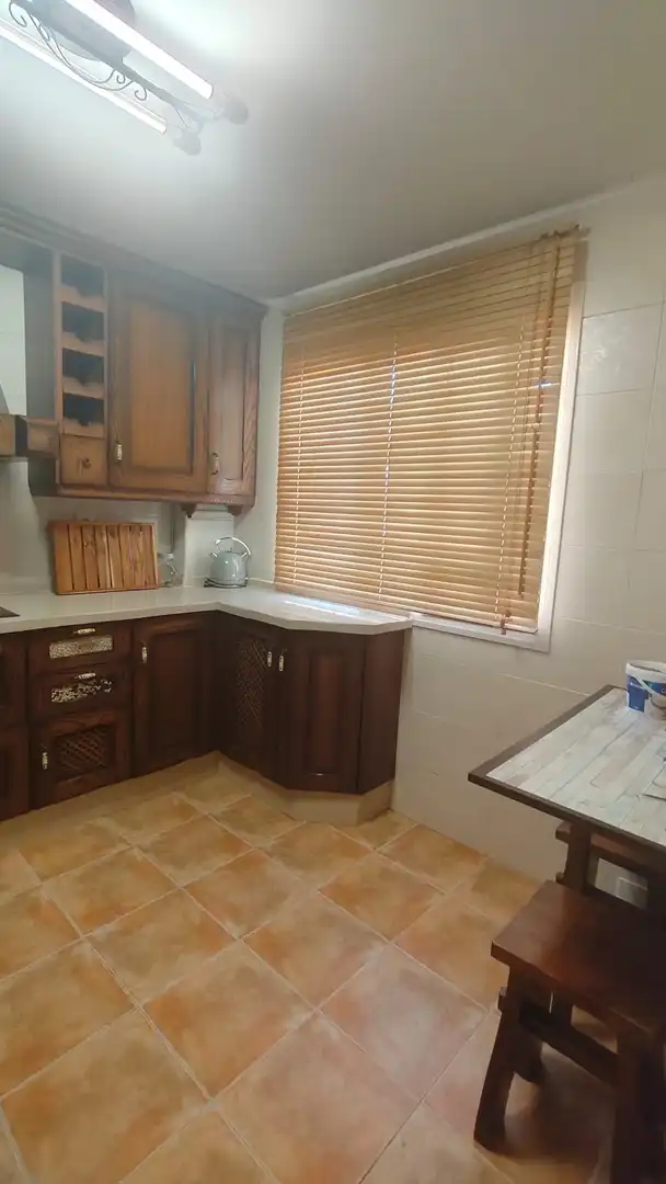 Küche von Einfamilien-Reihenhaus zur Miete in Algeciras mit Privatgarten und Möbliert