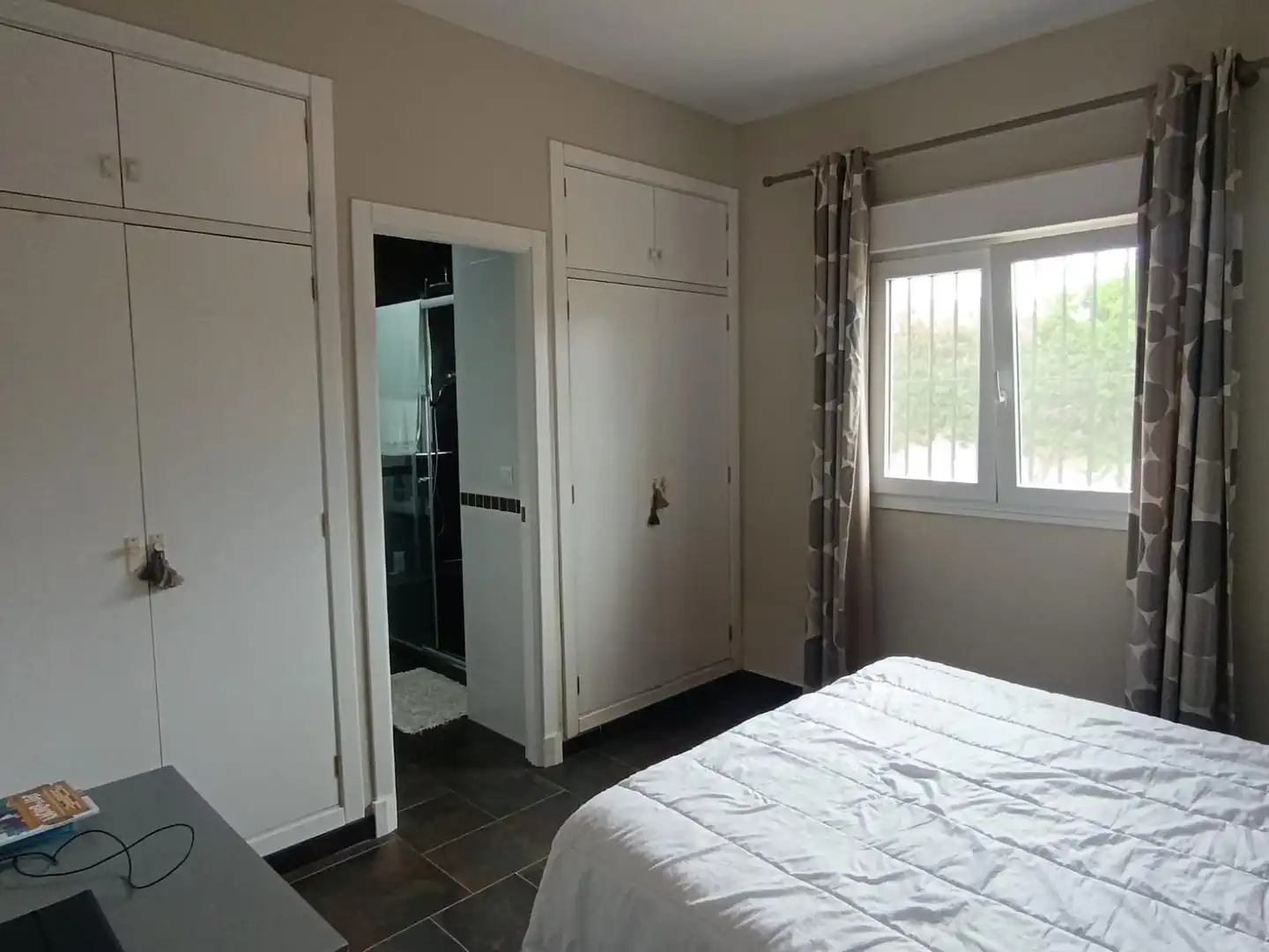 Bedroom of Houses for sale in Chiclana de la Frontera  with Air Conditioner, Private garden and Storage room
