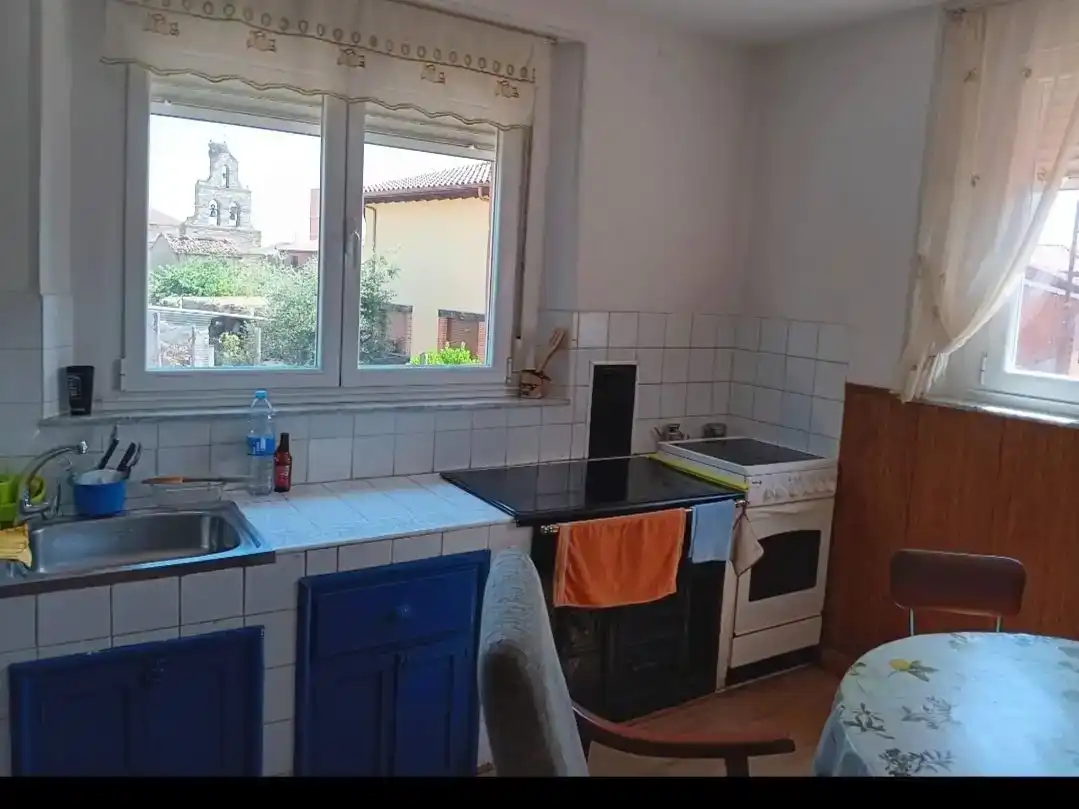 Cuina de Casa o xalet en venda en Riego de la Vega