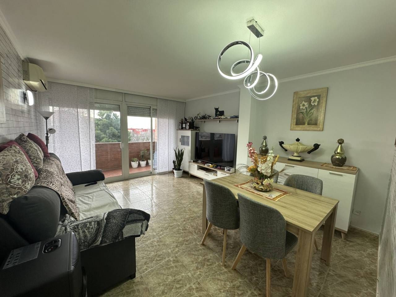 Living room of Flat for sale in  Tarragona Capital  with Air Conditioner, Storage room and Balcony