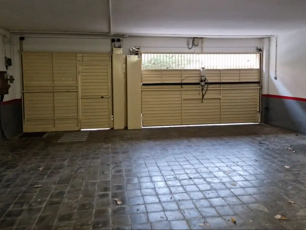 Garage for rent in Castelldefels