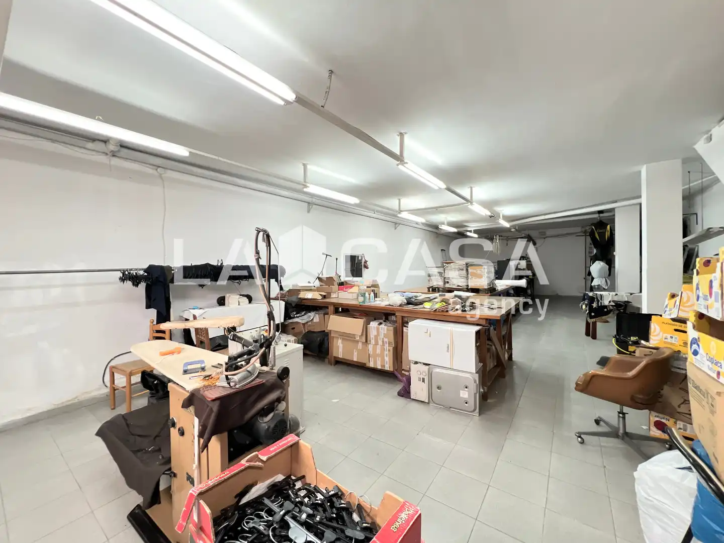 Local comercial en venda a Fondo, imagen 18