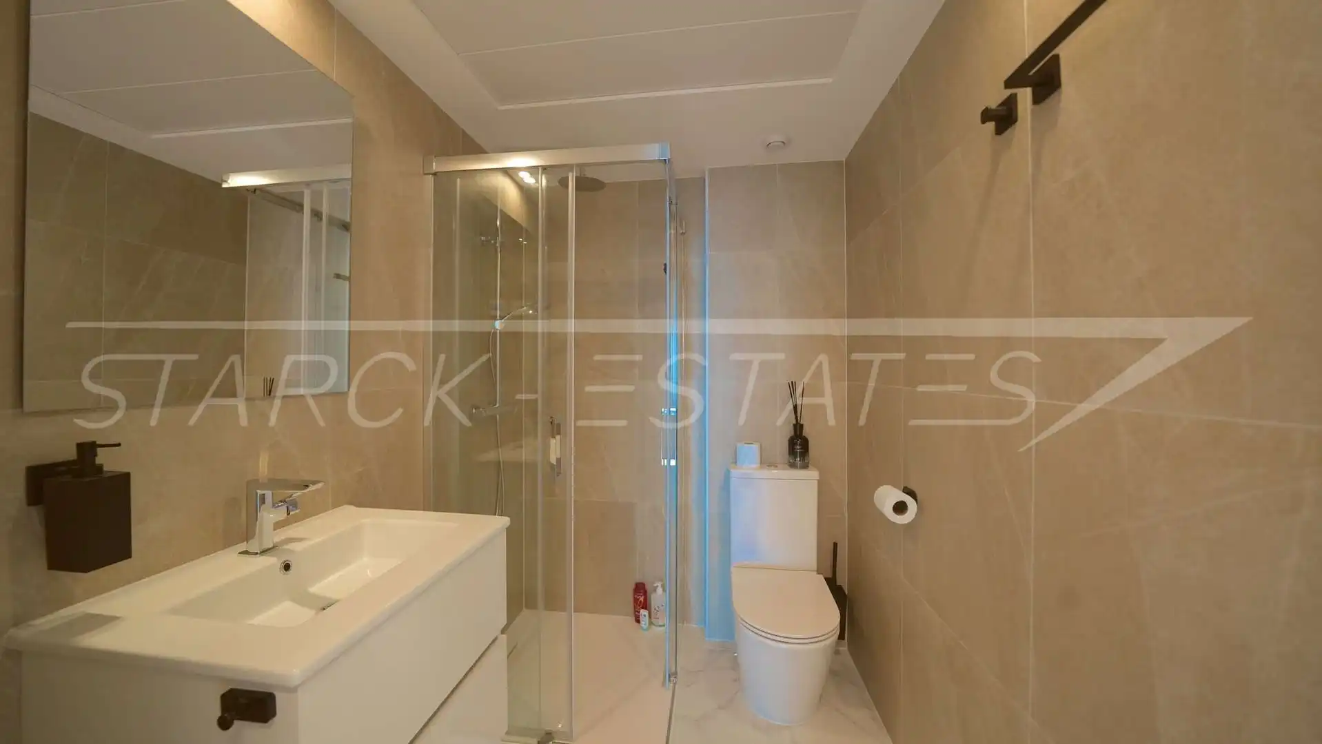 Bany de Apartament en venda en Orihuela amb Aire condicionat, Jardí privat i Piscina