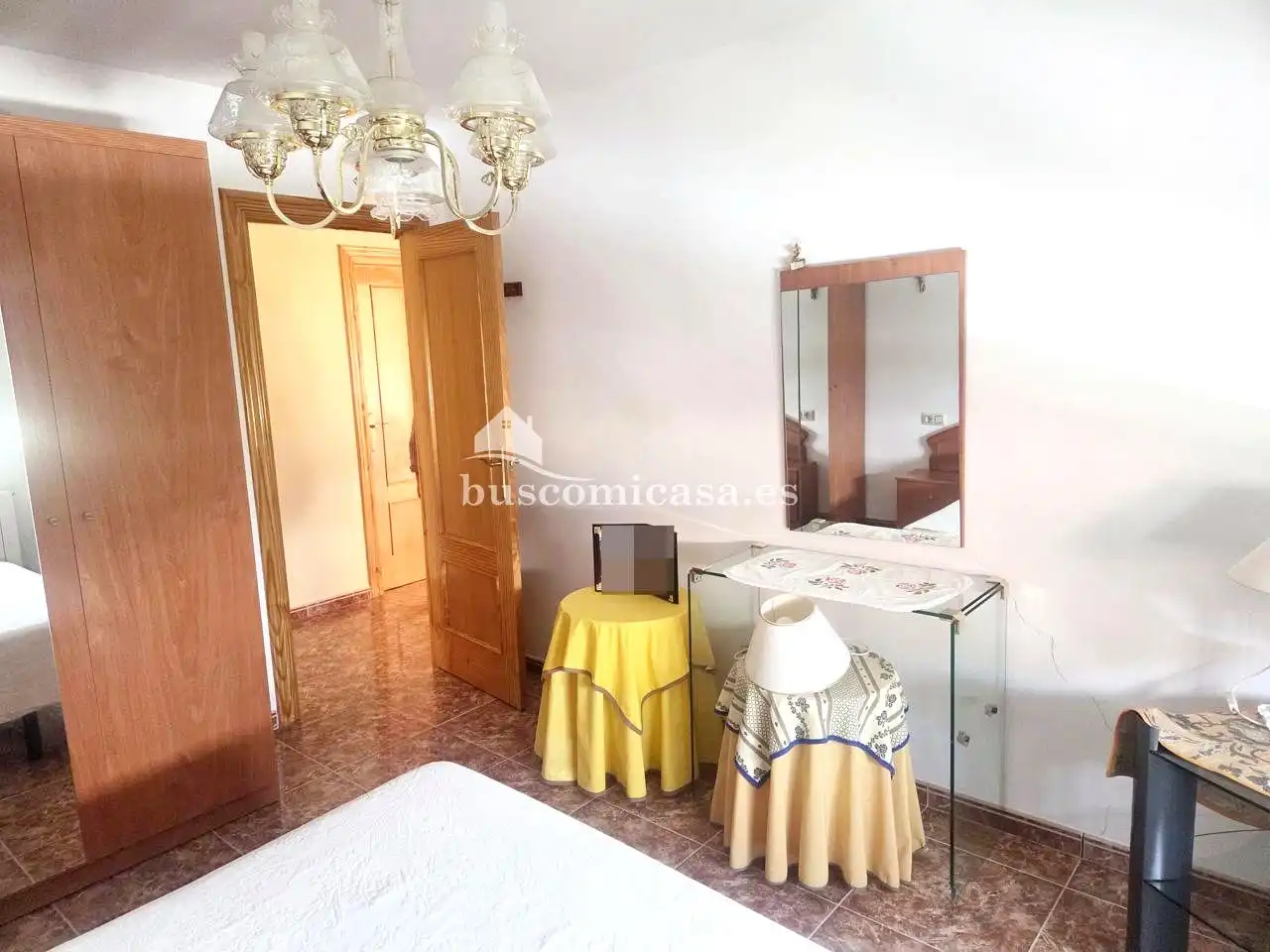Dormitori de Casa o xalet en venda en Jaén amb Aire condicionat, Calefacció i Jardí privat