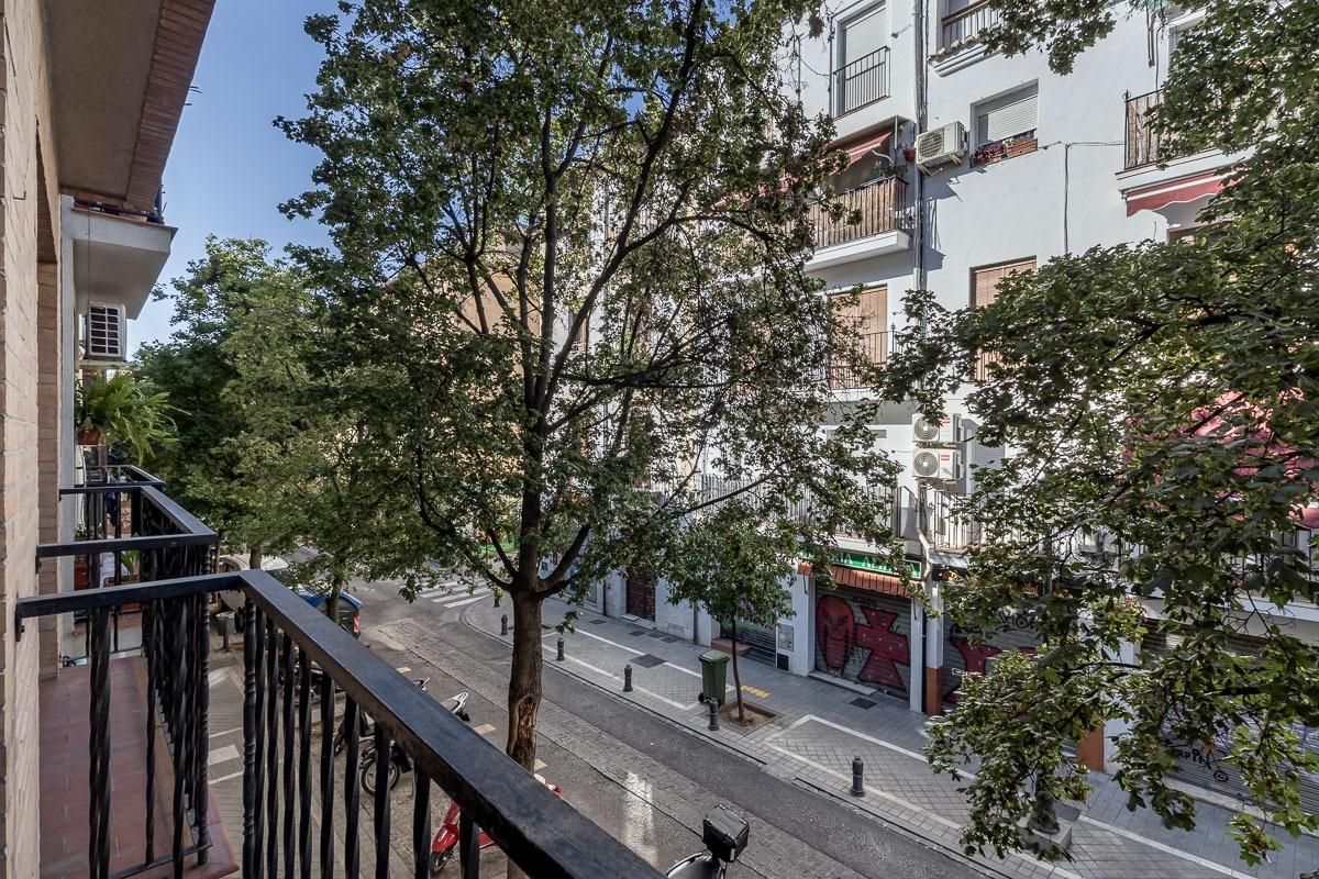 Exterior view of Flat for sale in  Granada Capital  with Heating