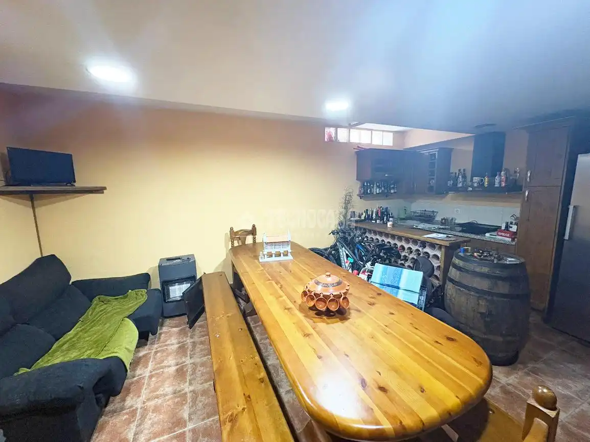 Casa adosada en venta en Zaragoza con Aire acondicionado, Calefacción y Terraza