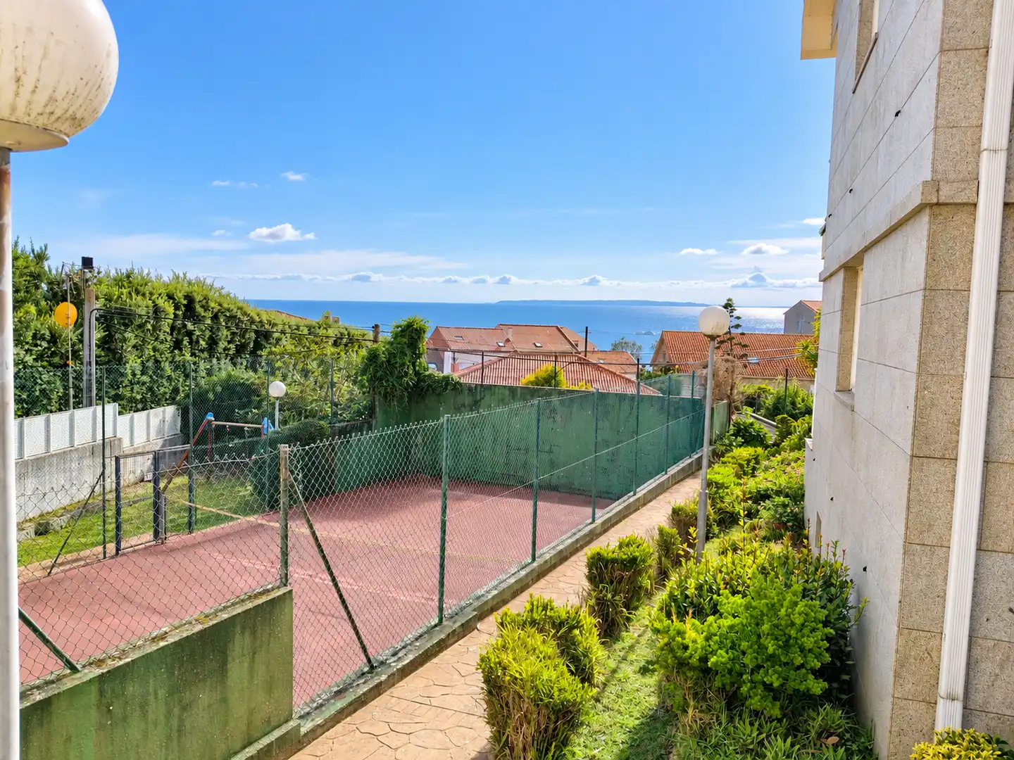 Vista exterior de Apartament en venda en Castiñeiras