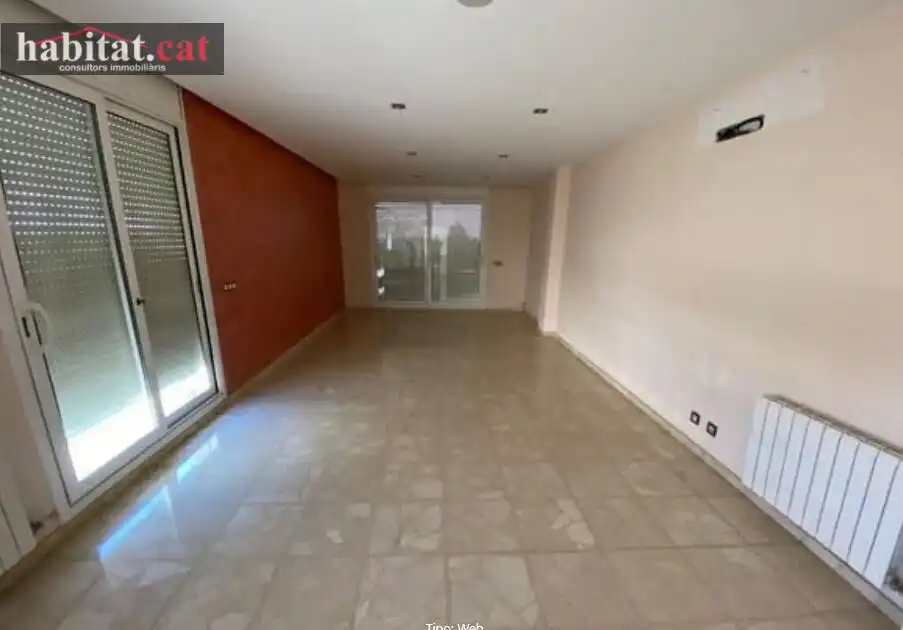 House with terrace for sale in Pacs del Penedès, imagen 2