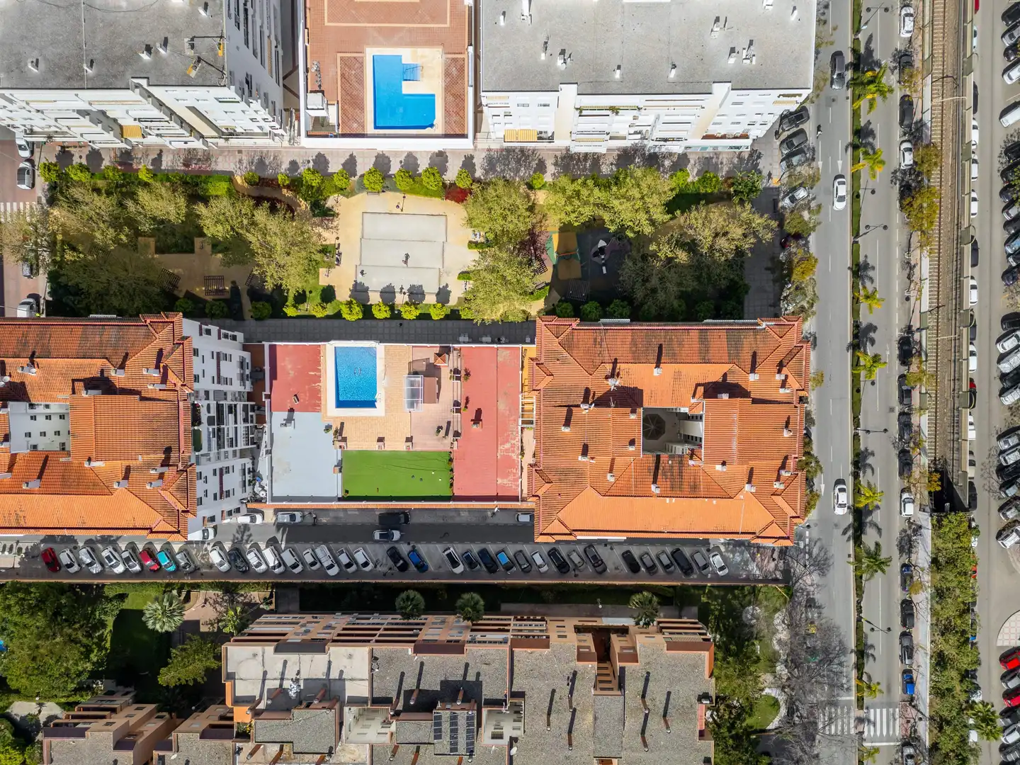 Mini appartamento con piscina in vendita a Calle Calle Romería del Rocío, imagen 47