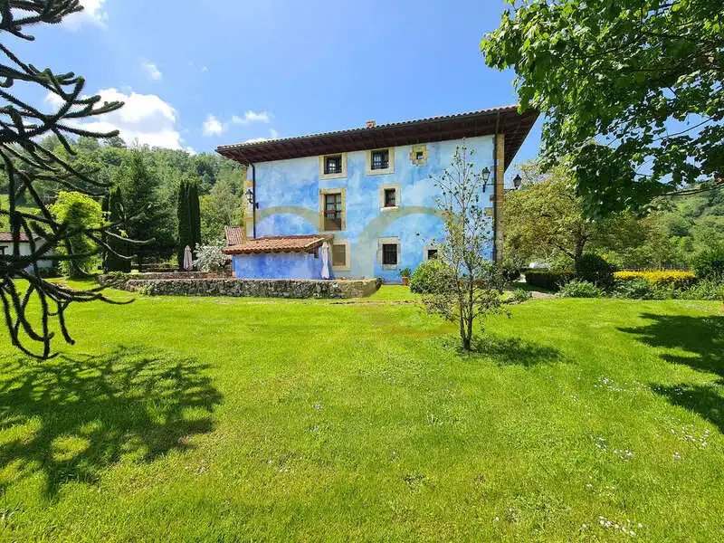Jardín de Casa o chalet en venta en Cangas de Onís
