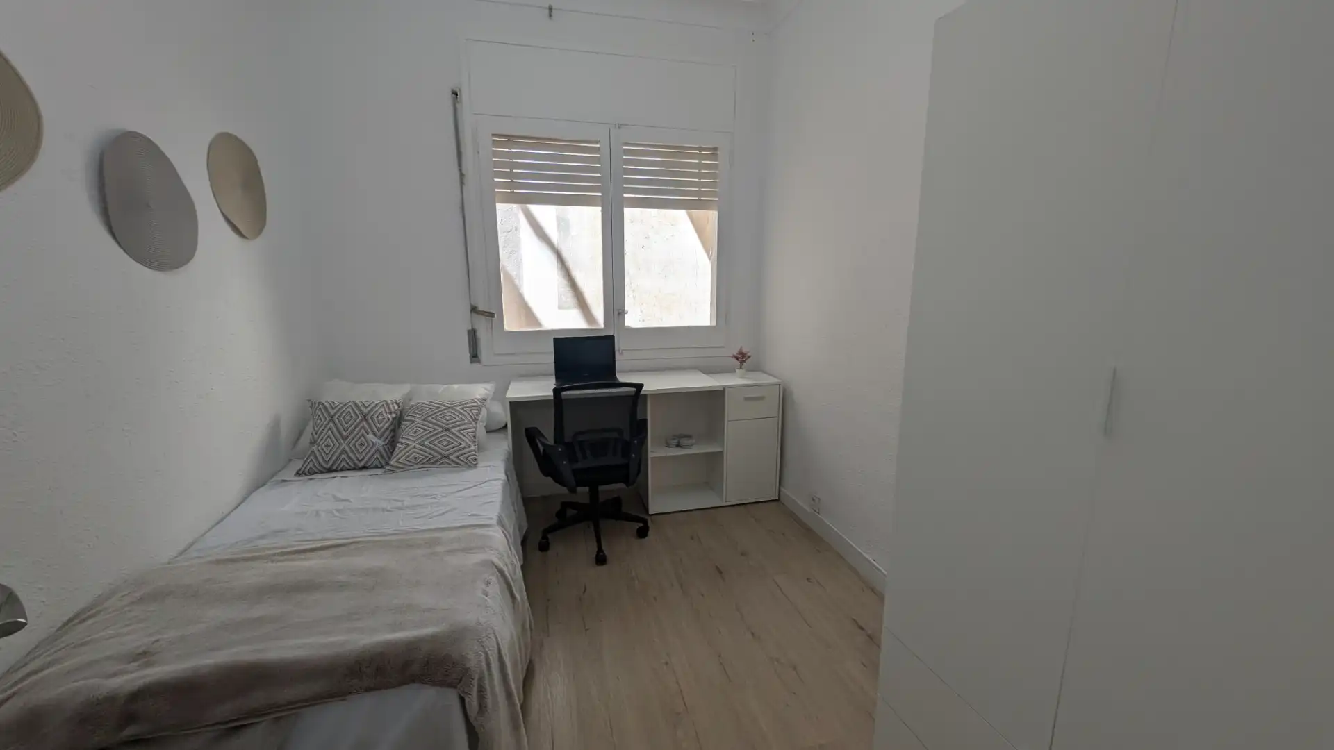 Habitación de Piso en venta en Barcelona con Aire acondicionado, Parquet y Amueblado