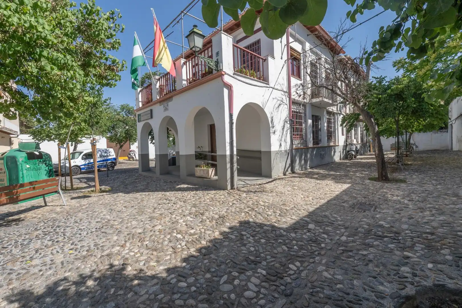 Exterior view of Houses for sale in Granada  with Air Conditioner, Terrace and Furnished