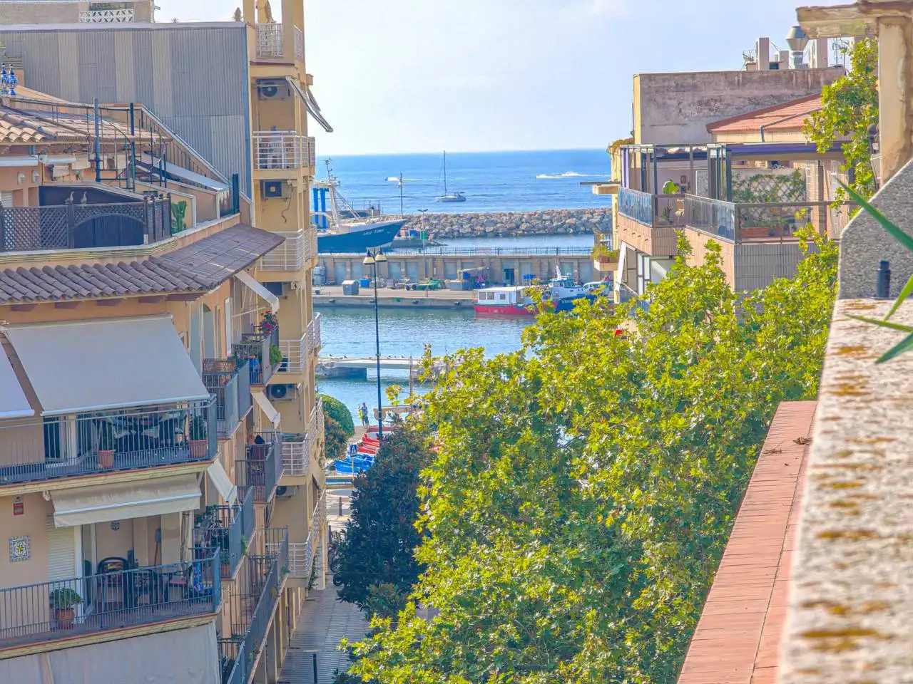 Vista exterior de Pis de lloguer en Cambrils amb Aire condicionat, Calefacció i Terrassa
