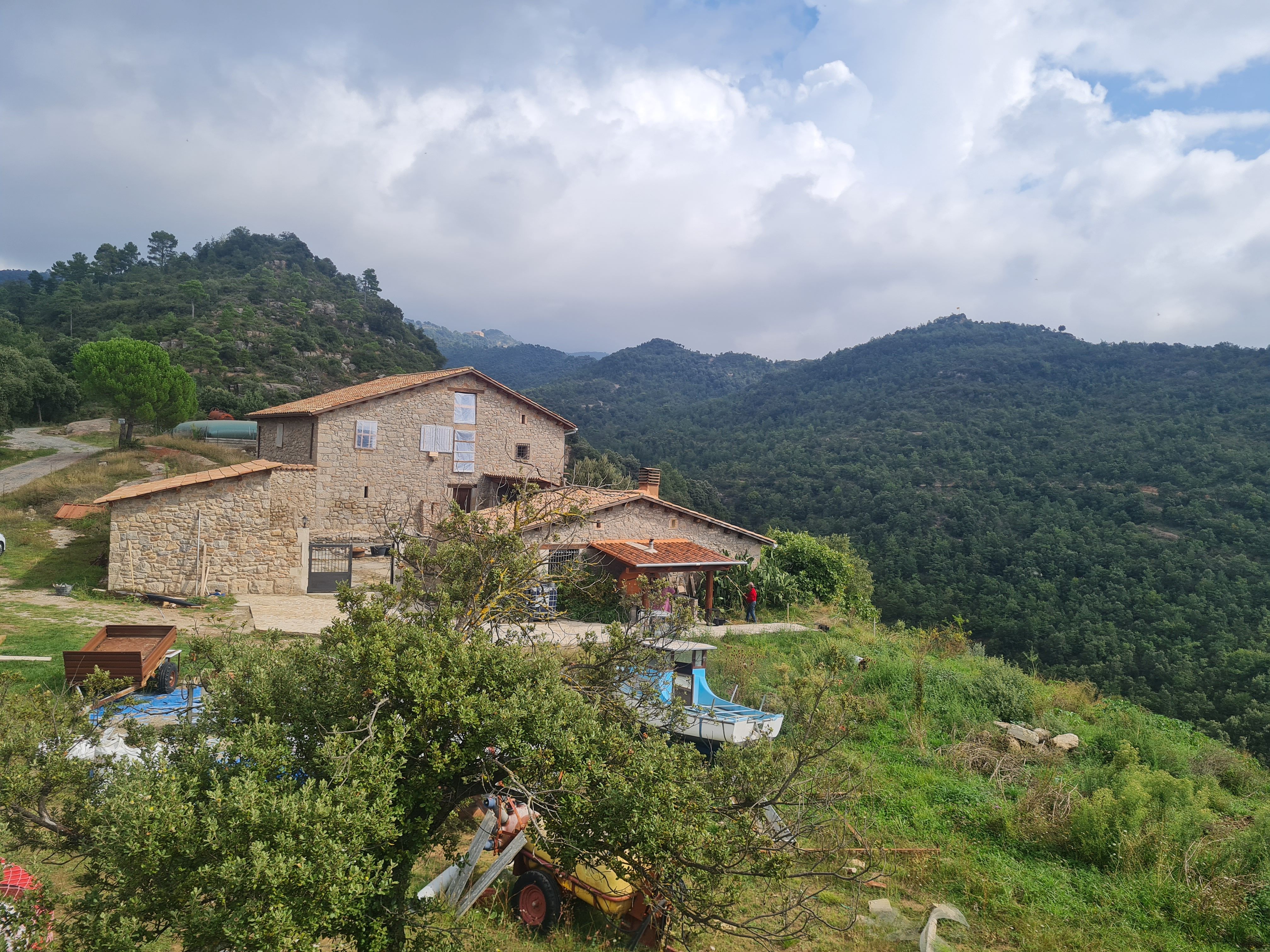Country house for sale in Olvan