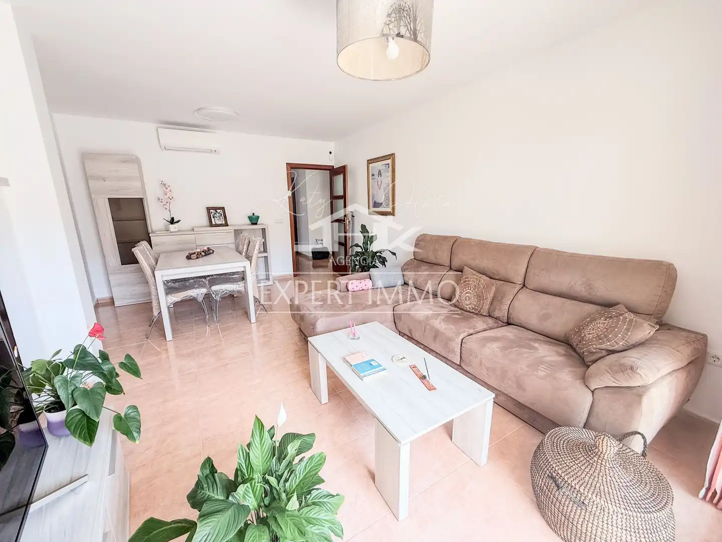 Sala de estar de Apartamento en venta en Vilajuïga con Aire acondicionado, Calefacción y Terraza