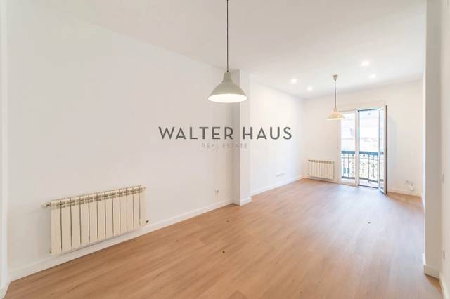 Piso en Venta en Calle del General Álvarez de Castro en Trafalgar