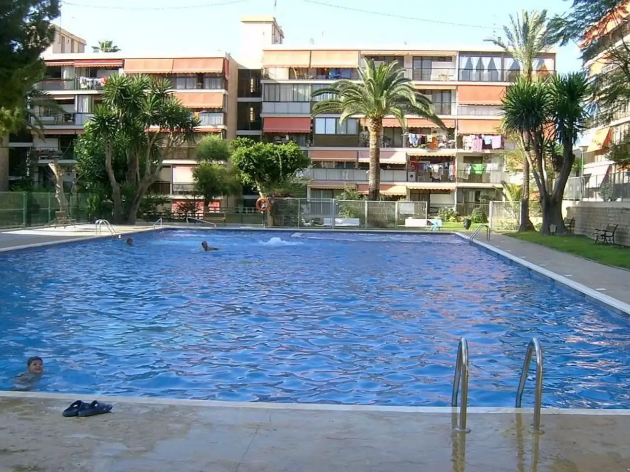 Duplex with pool for sale in Avenida Paris 8