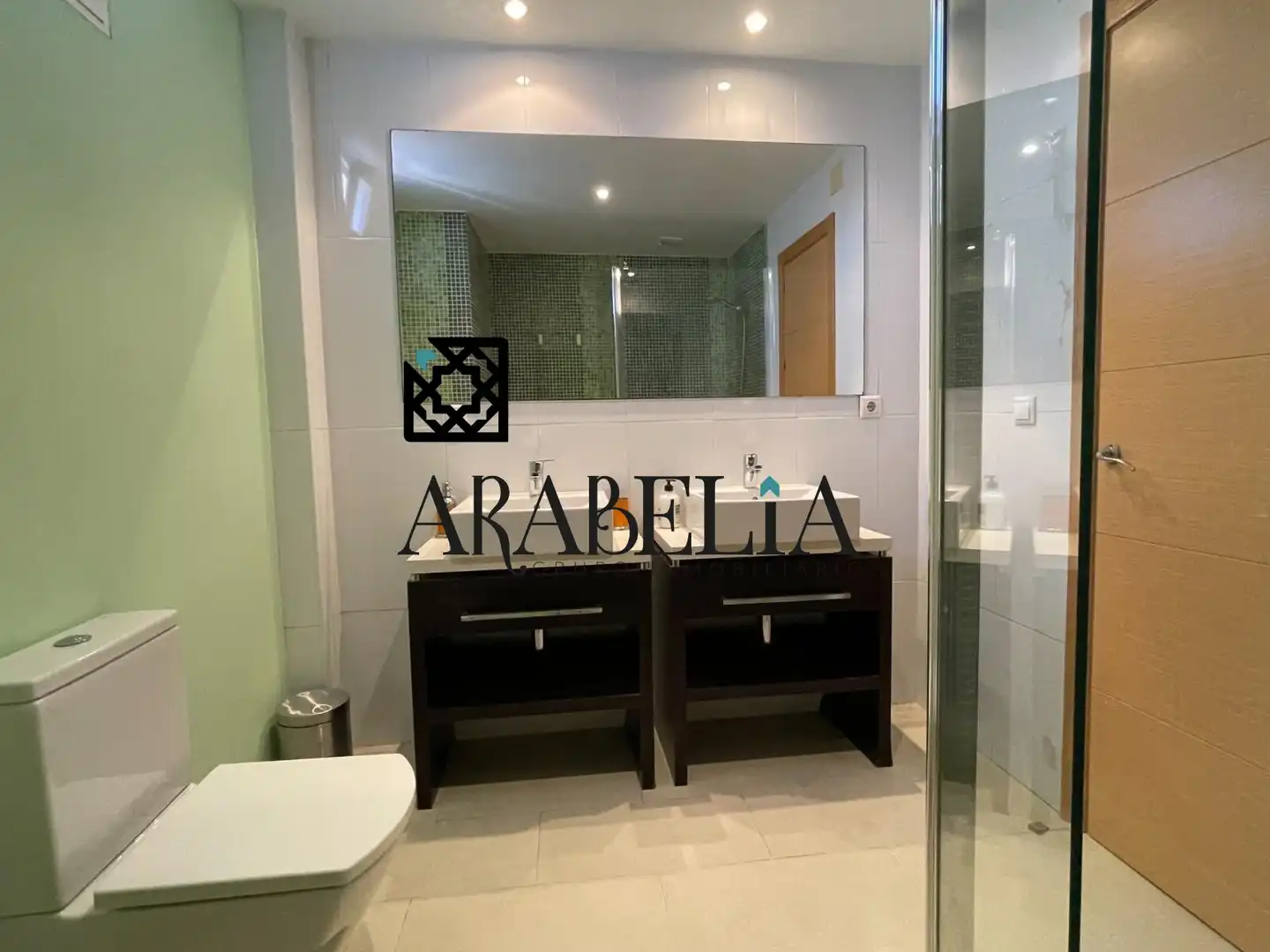 Bathroom of Flat for sale in Córdoba  with Air Conditioner