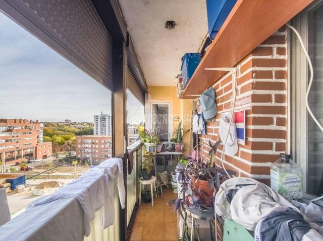 Piso en Venta en Calle de José Barbastre en Ventas