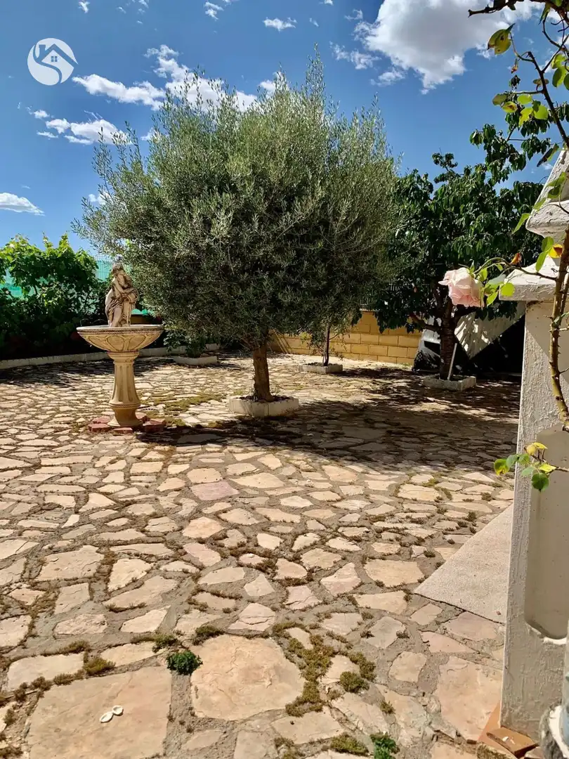 Jardí de Casa o xalet en venda en Arcas del Villar amb Calefacció, Terrassa i Traster
