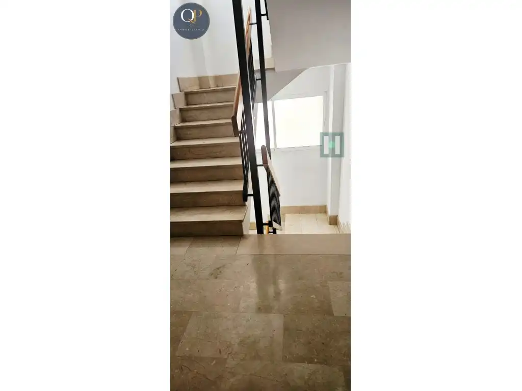 Piso con ascensor en venta en Calle Carlos V, imagen 5