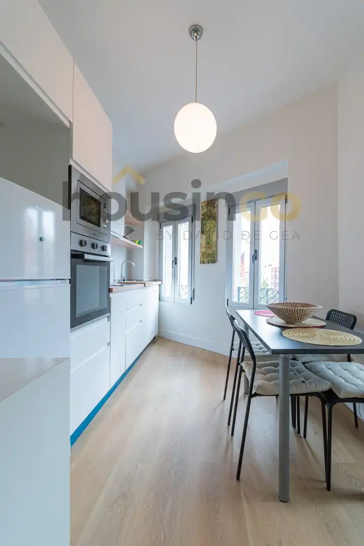 Kitchen of Flat for rent in Chamberí
