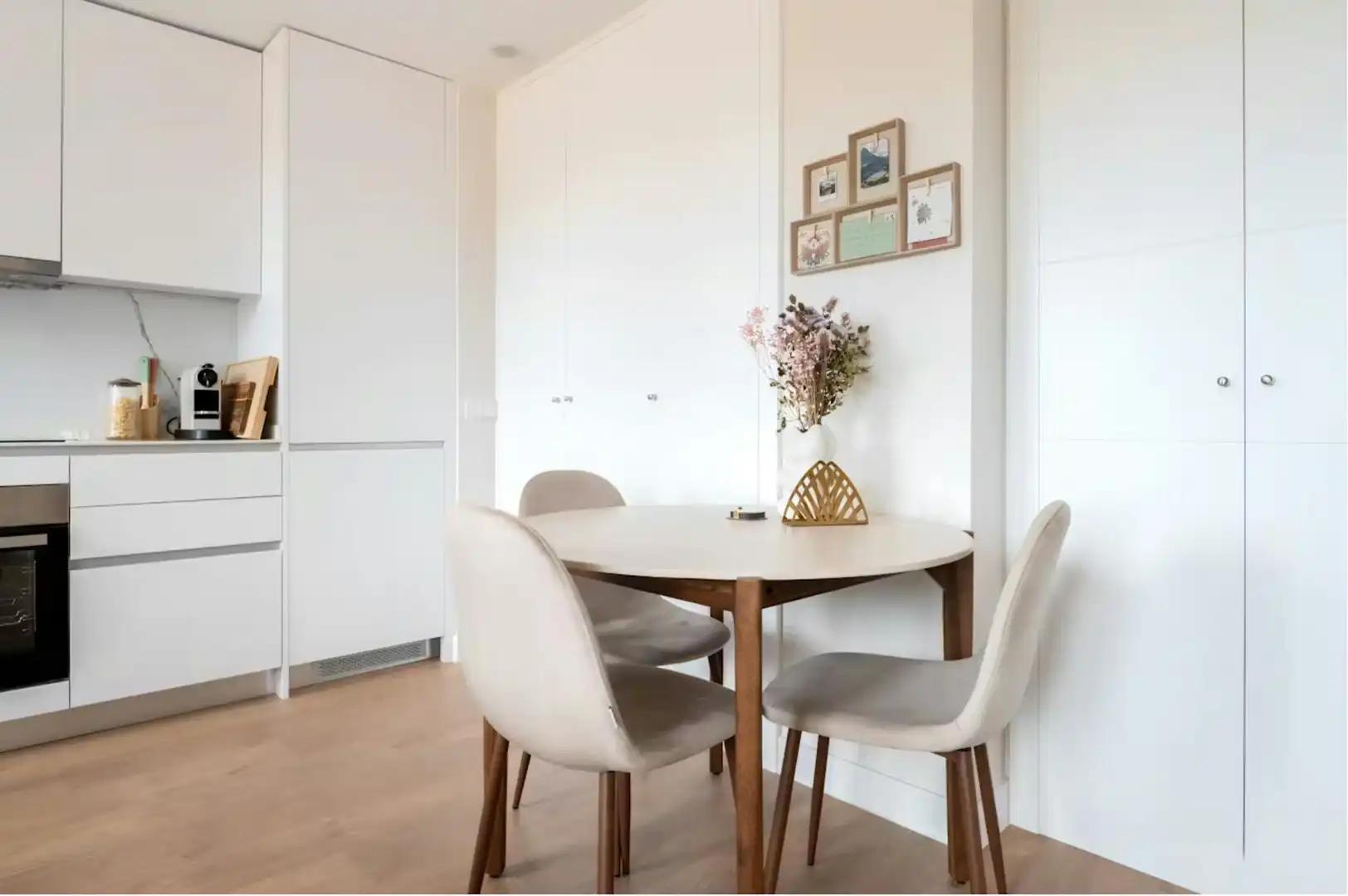 Dining room of Flat for rent in Madrid  with Air Conditioner, Heating and Private garden