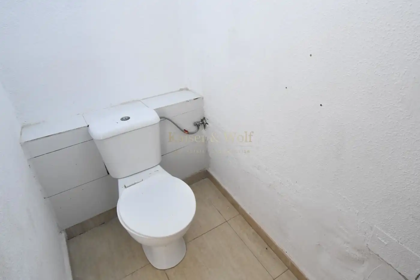 Bany de Local en venda en Dolores