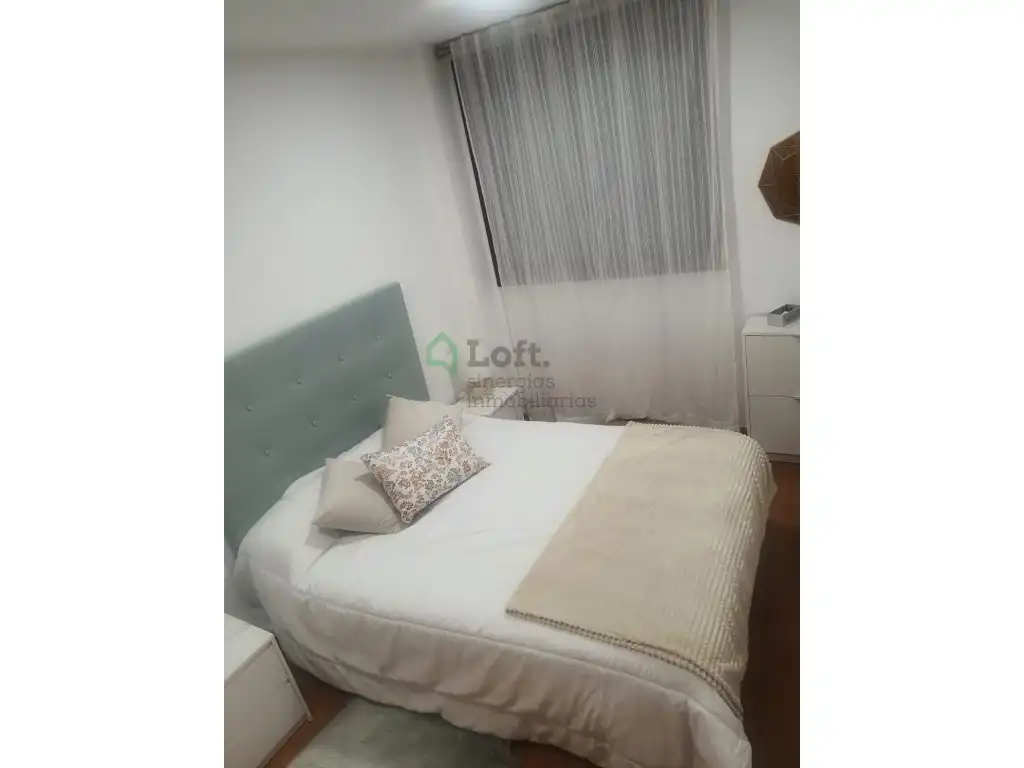 Dormitori de Apartament en venda en Badajoz amb Aire condicionat, Rentadora i Microones